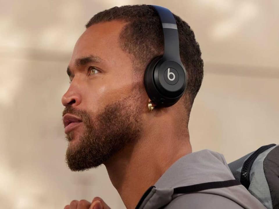 Immerse yourself in your music with these Beats Solo 4 headphones for just $90
